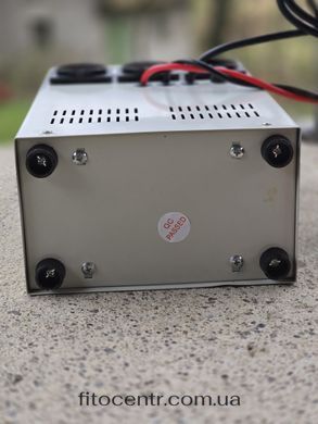 Invertor ibp MIK New Life 500 VA 12/220 in for kotla and osveshcheniia