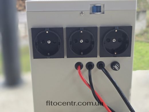 Invertor ibp MIK New Life 500 VA 12/220 in for kotla and osveshcheniia